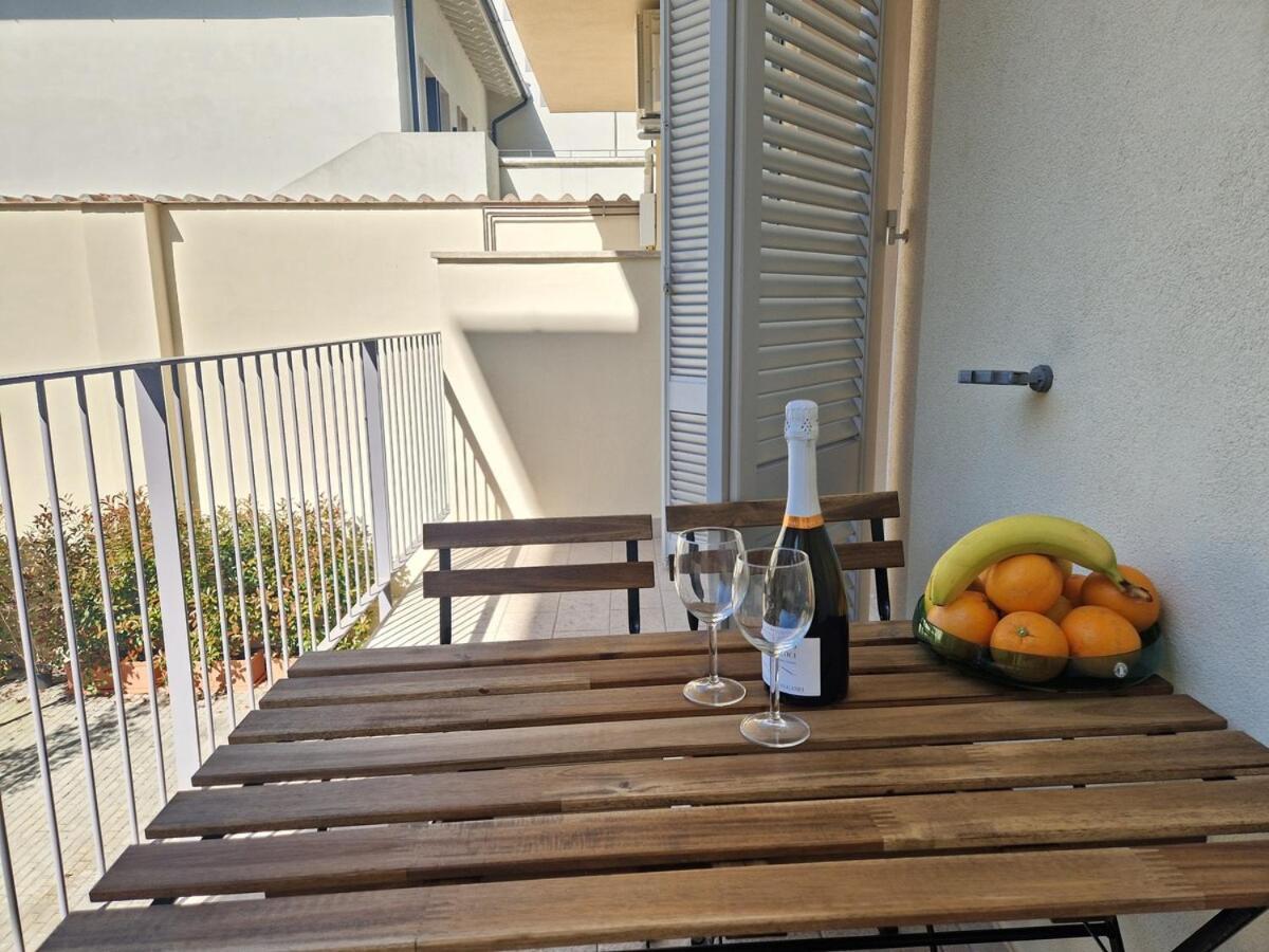 Homeby, Terrace Apartment Francesca Флоренция Екстериор снимка